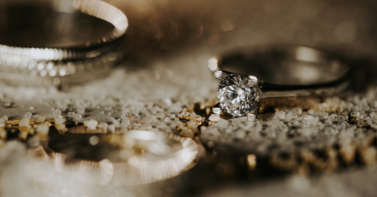 The History and Significance of Vintage Diamond Engagement Rings