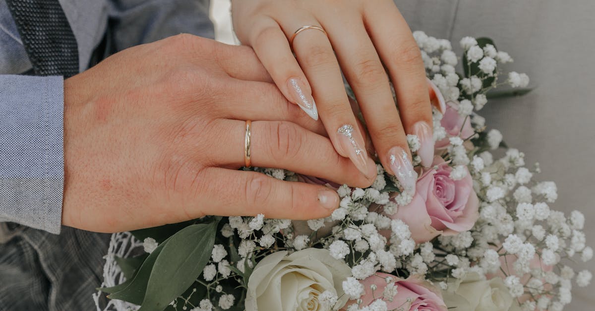 Vintage Diamond Rings: Traditional Elegance for Modern Brides